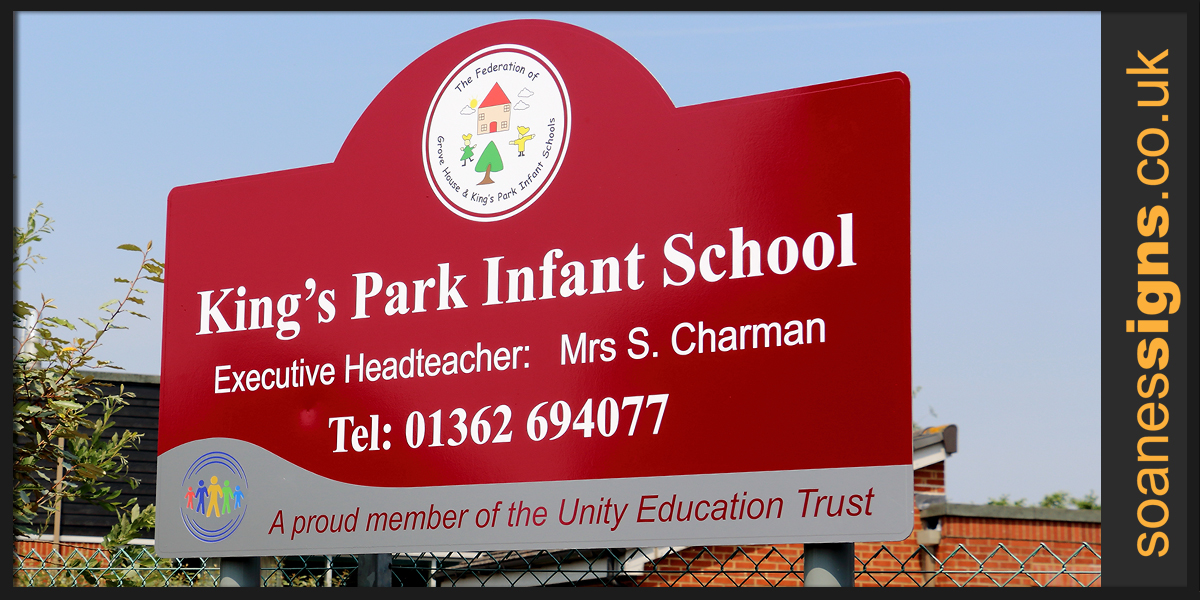 School signs, shape top aluminium panel on rails with print and cut vinyl graphics, installed on aluminium posts for Kings Park Infant School